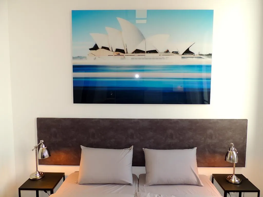 Chambon Suites Brussels 2*,