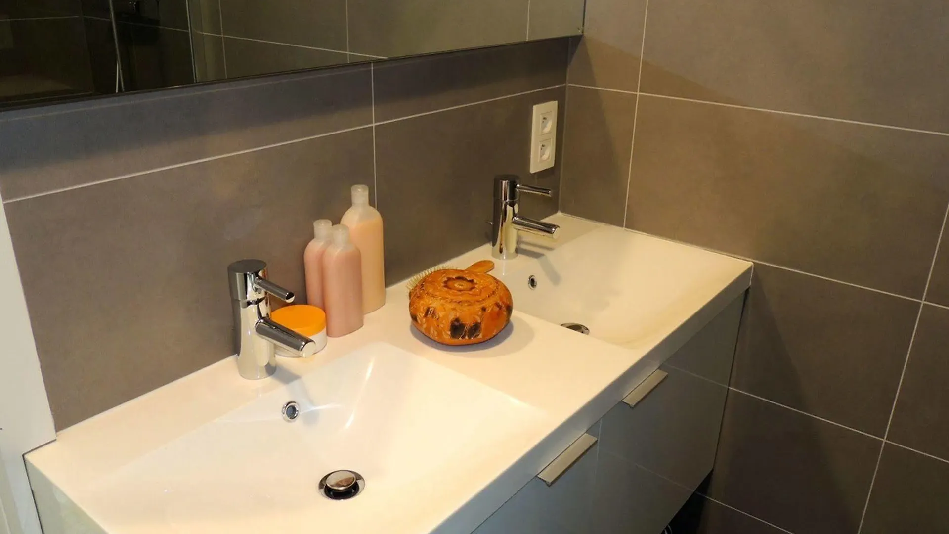 Апарт-отель Chambon Suites Brussel